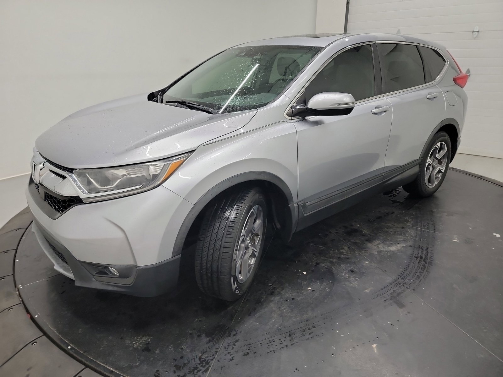 Used 2017 Honda CR-V EX image 3