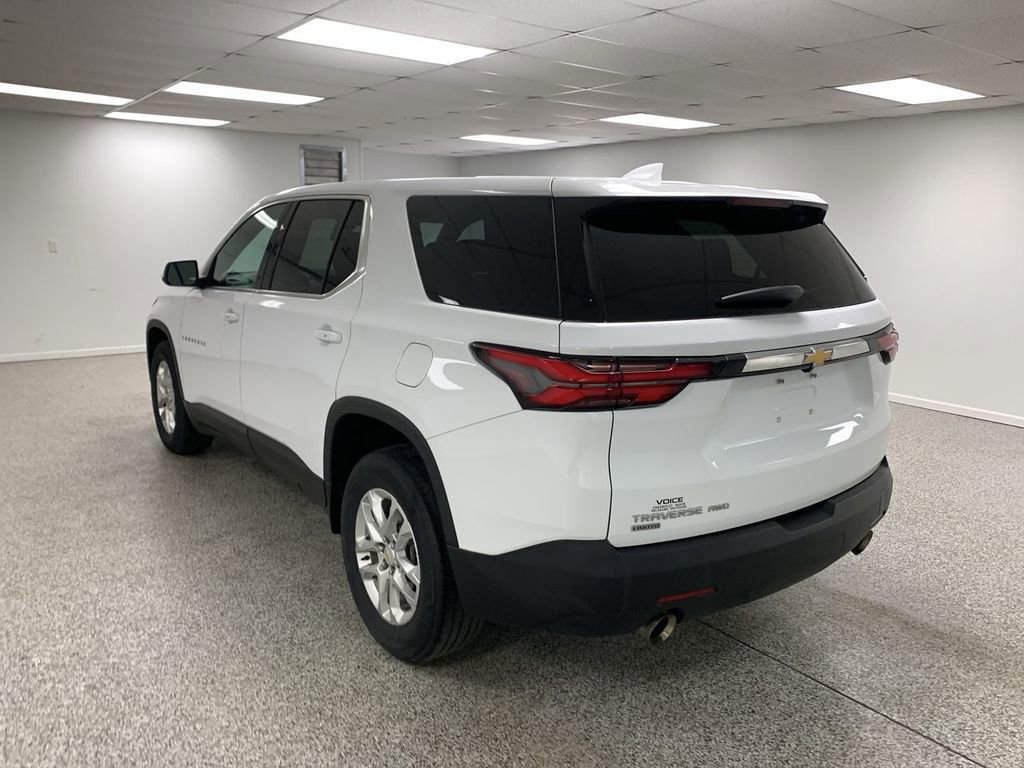 Used 2024 Chevrolet Traverse LS w/ Safety Package AWD/4WD image 6