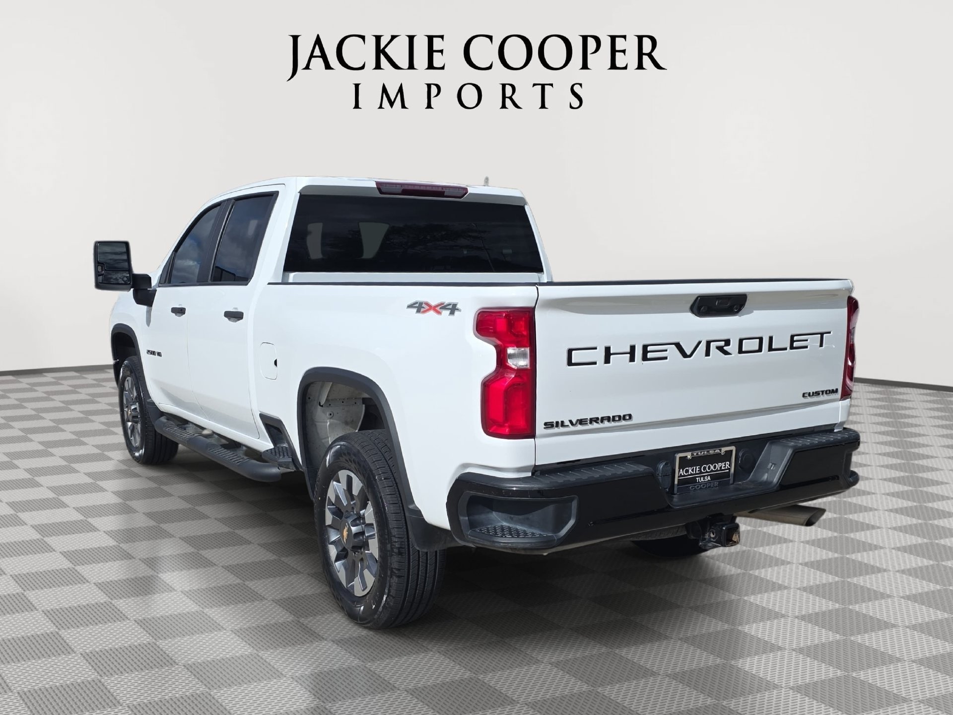 Used 2021 Chevrolet Silverado 2500 Custom w/ Custom Value Package AWD/4WD image 7
