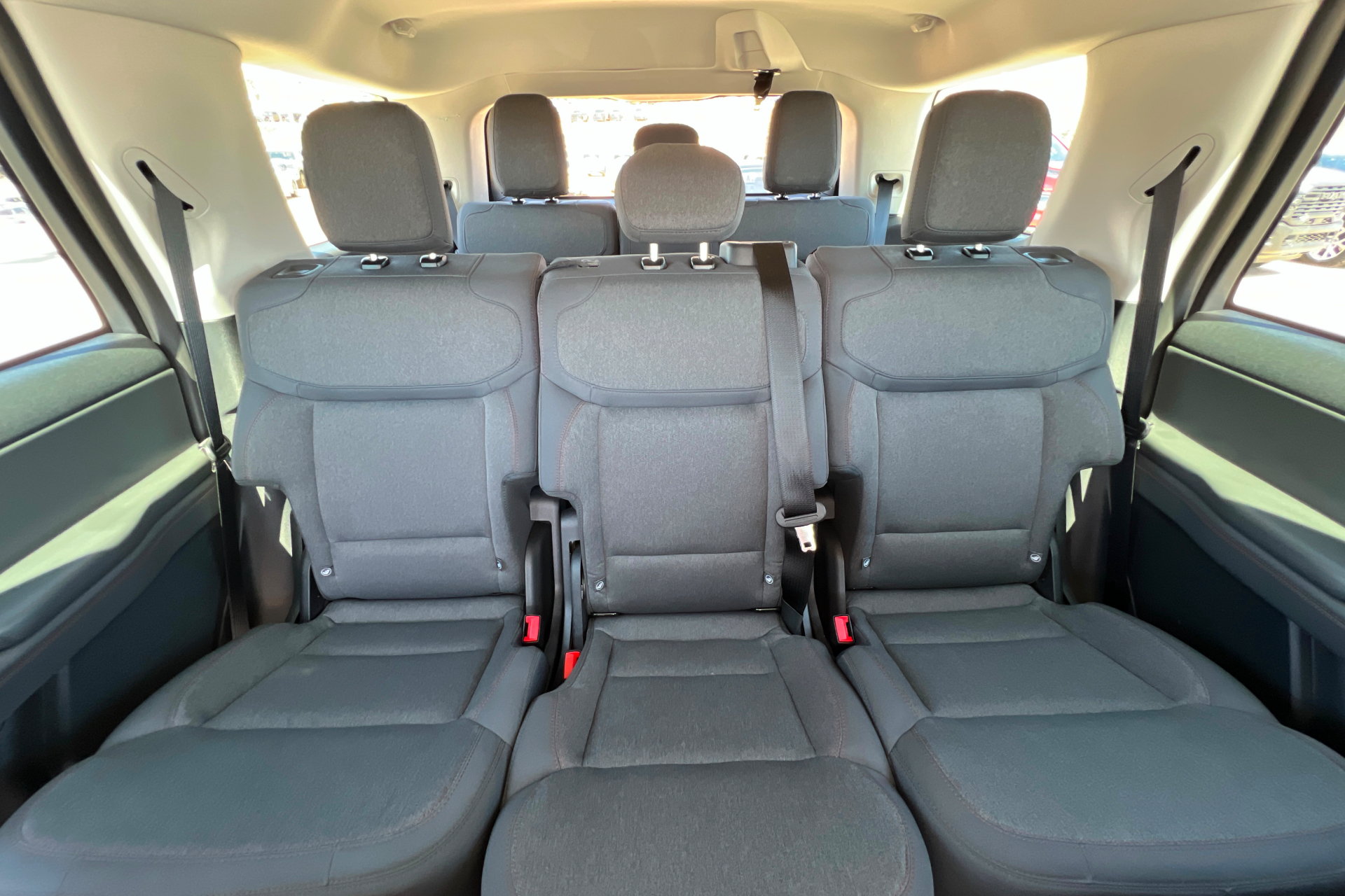 Used 2025 Ford Expedition Active AWD/4WD image 27