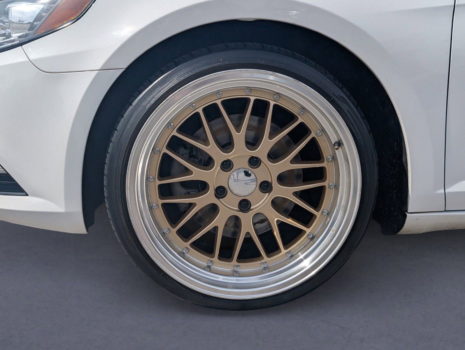 Used 2013 Volkswagen CC Sport Plus image 23