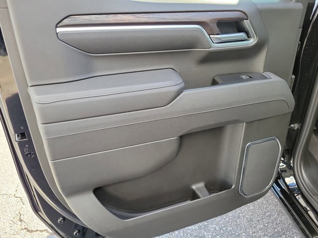 Used 2026 GMC Sierra 1500 SLT image 18