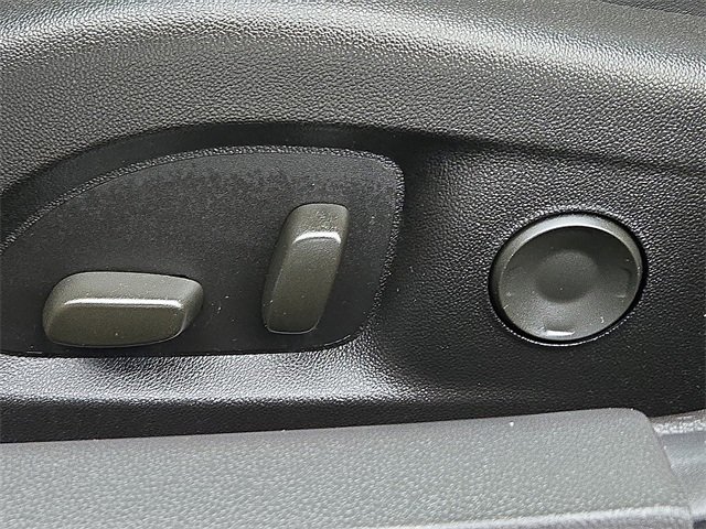 Certified 2025 Cadillac CT4 Premium Luxury image 18