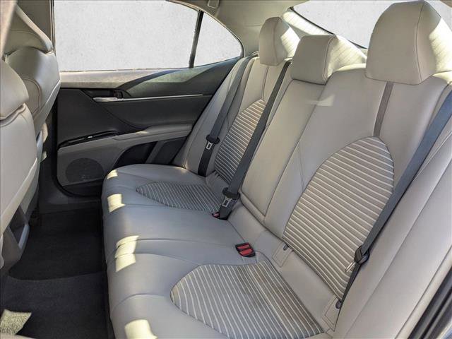 Used 2019 Toyota Camry SE image 18