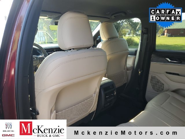 Used 2025 Jeep Grand Cherokee Limited RWD image 23