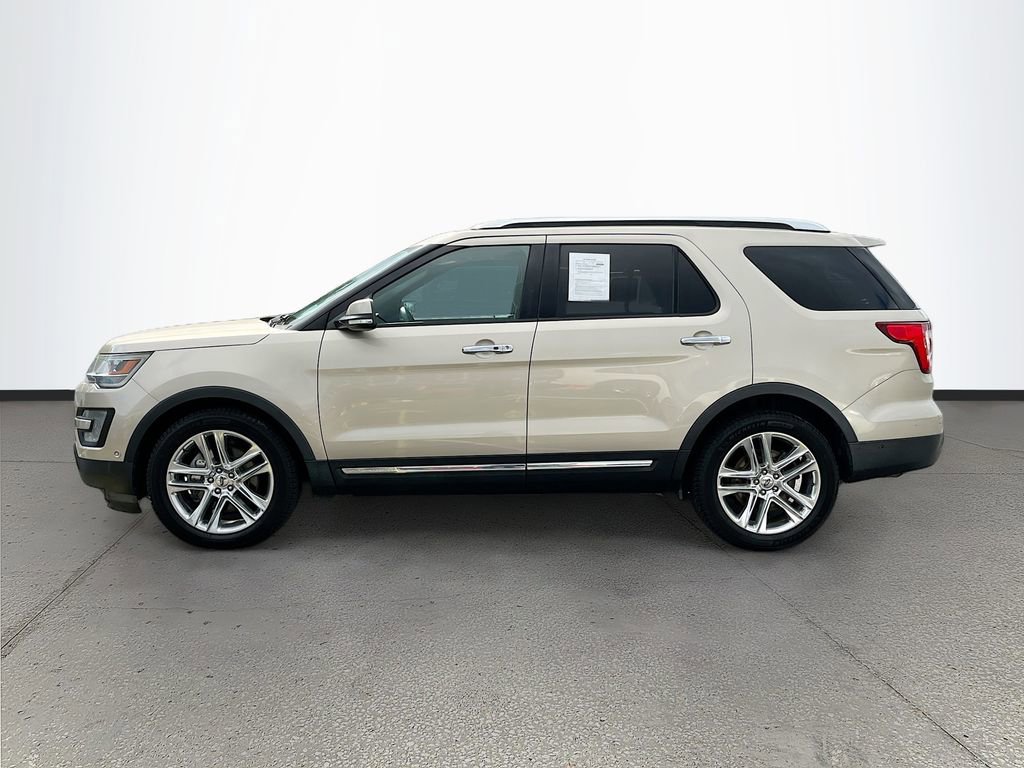 Used 2017 Ford Explorer Limited w/ Equipment Group 301A FWD image 4