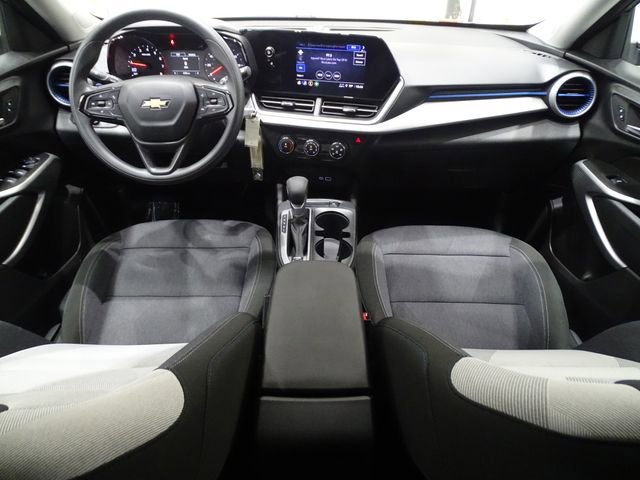 Used 2024 Chevrolet Trax LS FWD image 28
