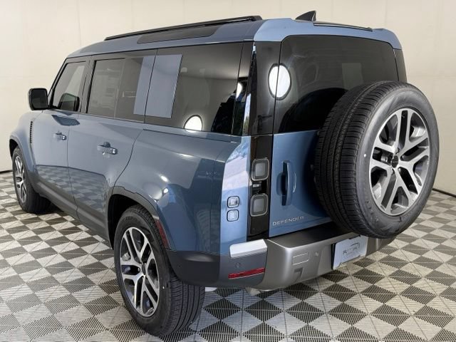 New 2026 Land Rover Defender 110 S AWD/4WD image 4