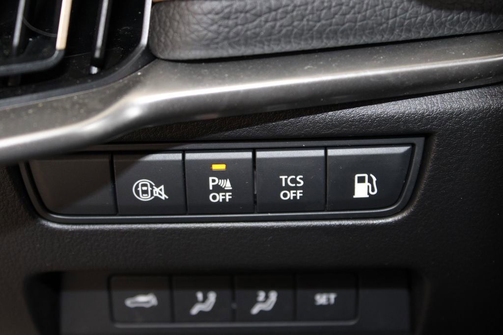 Used 2025 MAZDA CX-70 Plug-In Hybrid w/ Premium Pkg image 40