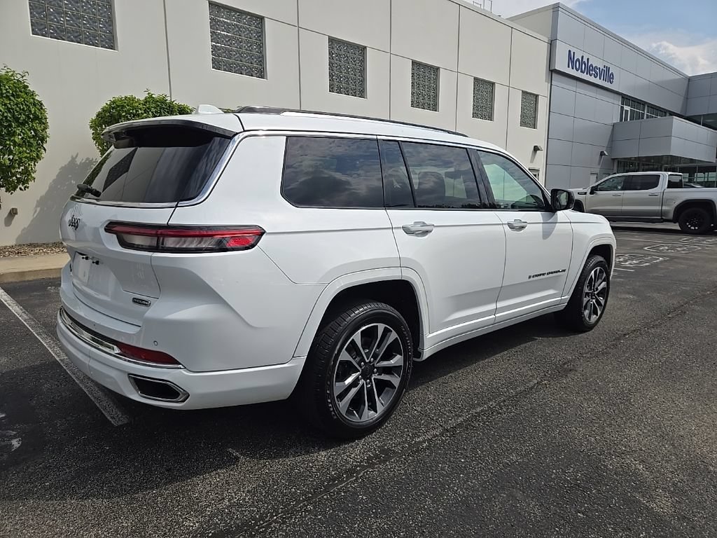 Used 2021 Jeep Grand Cherokee L Overland w/ Luxury Tech Group IV AWD/4WD image 8