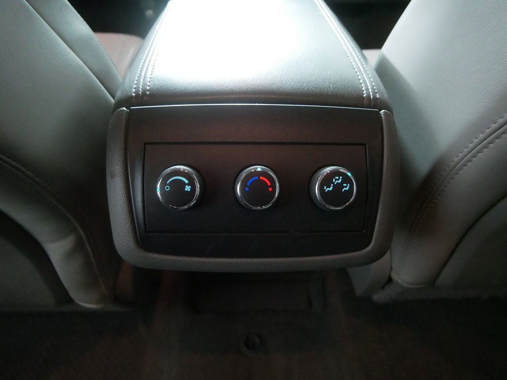 Used 2013 Buick Enclave Leather image 19