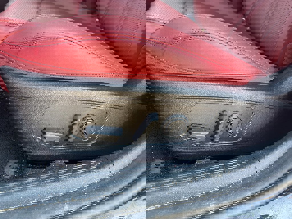 Used 2025 Kia K5 GT-Line w/ GT-Line Premium Package image 11