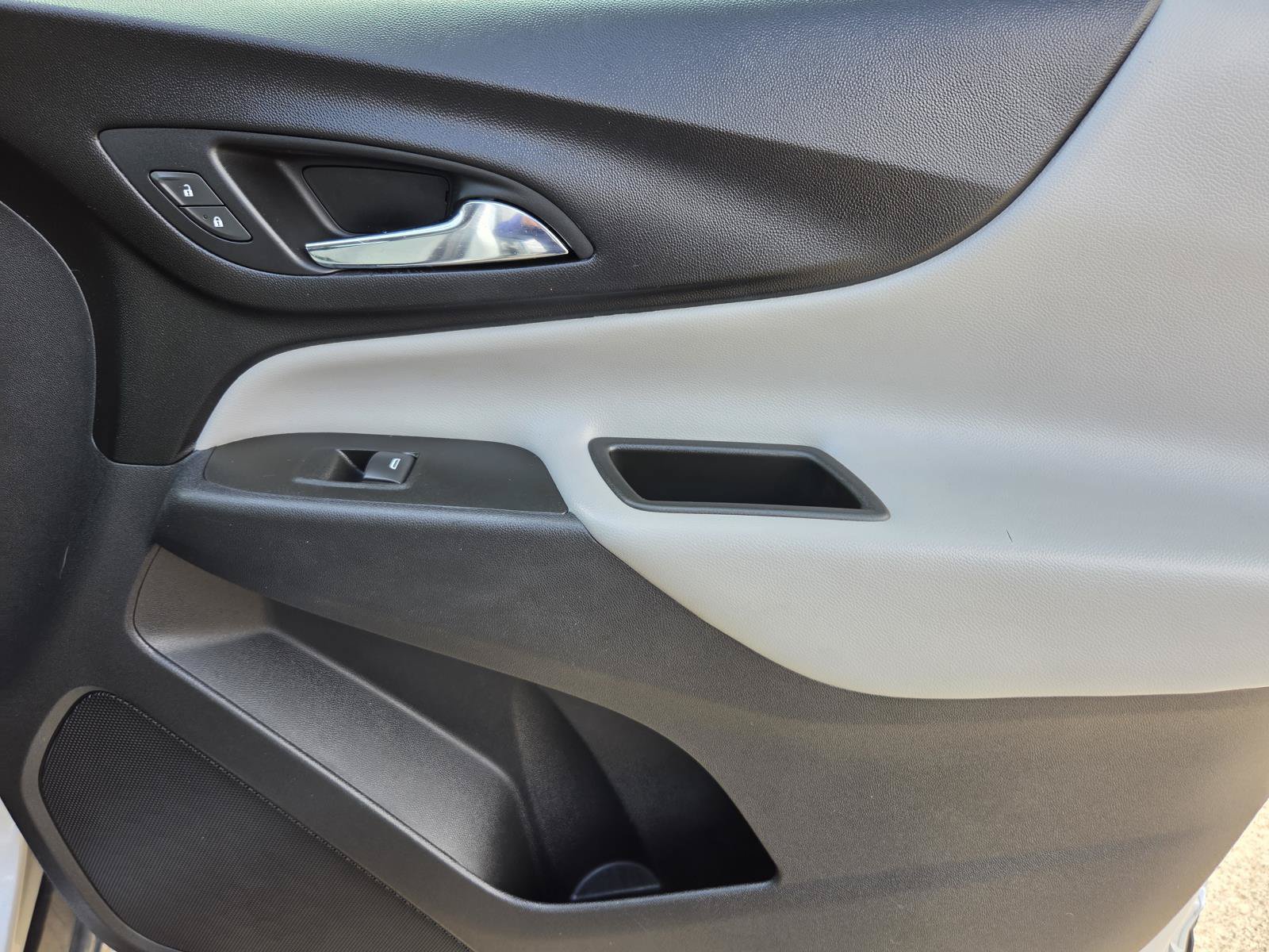 Used 2022 Chevrolet Equinox LS w/ LS Convenience Package FWD image 6