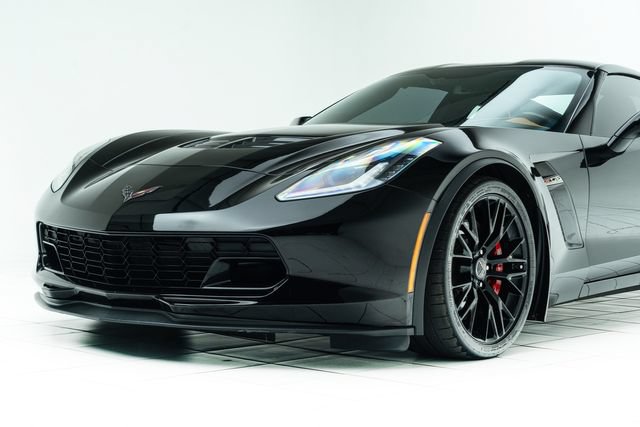 Used 2015 Chevrolet Corvette Z06 w/ 3LZ Preferred Equipment Group RWD image 10
