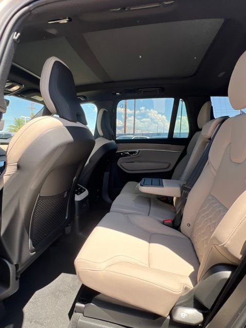 New 2026 Volvo XC90 T8 Plus w/ Protection Package Premier AWD/4WD image 26