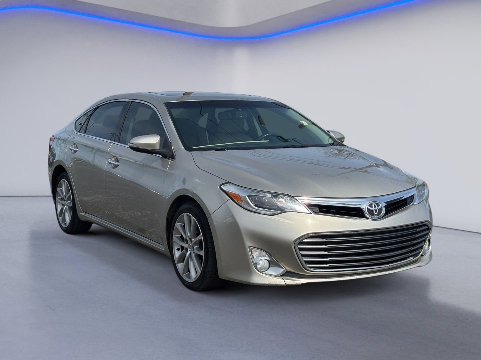 Used 2014 Toyota Avalon XLE Touring FWD image 9