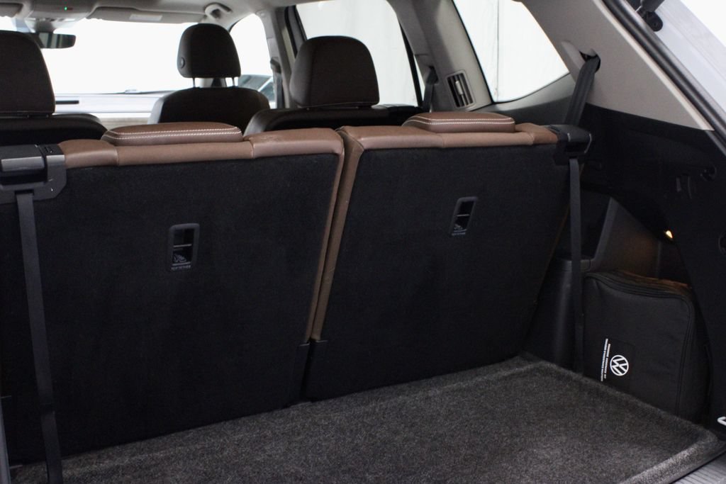 Used 2021 Volkswagen Atlas SEL AWD/4WD image 15