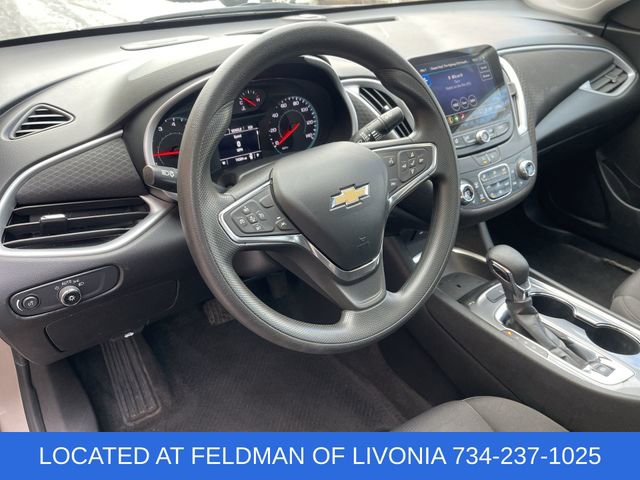 Used 2023 Chevrolet Malibu LT image 10