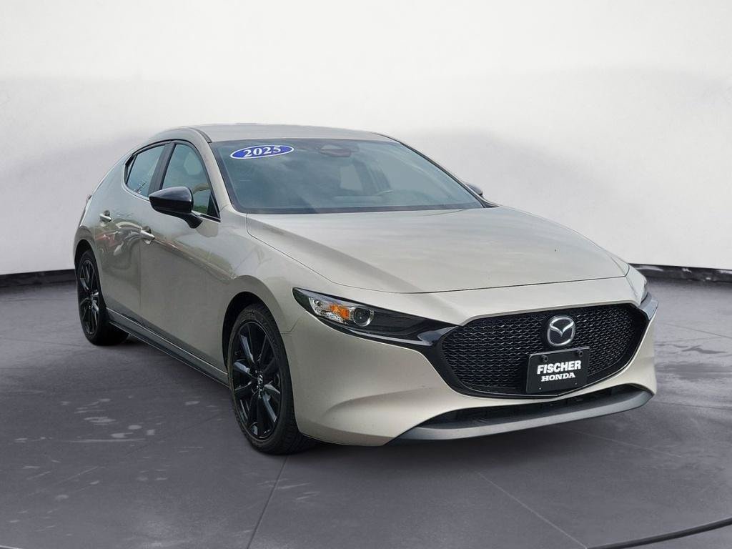 Used 2025 MAZDA MAZDA3 s Sport FWD image 2