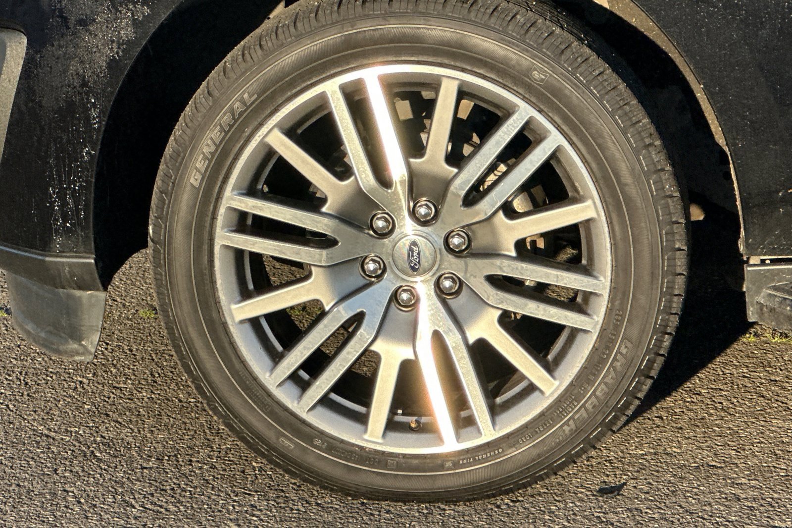 Used 2020 Ford Expedition XLT w/ Equipment Group 202A image 25