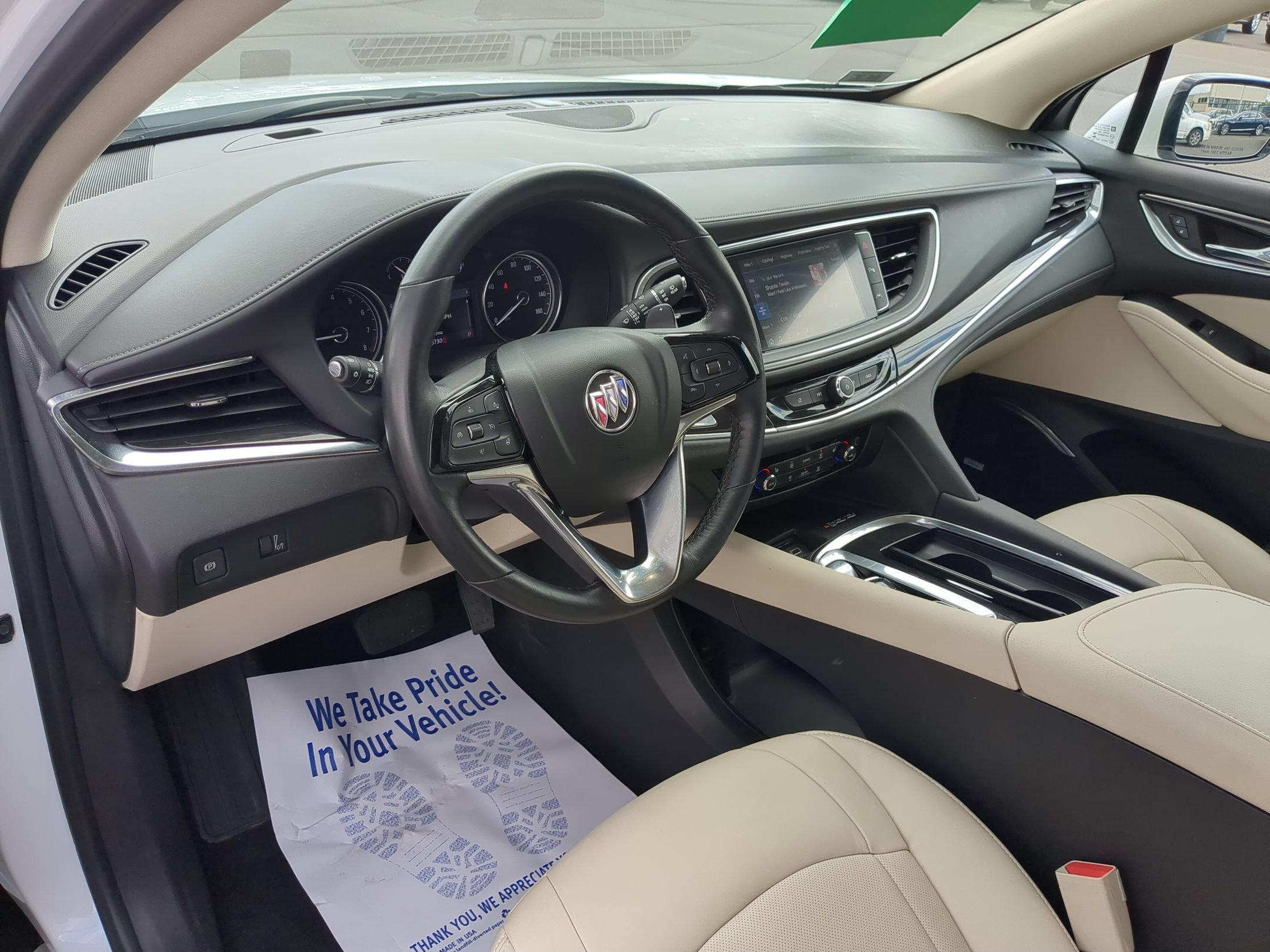 Used 2023 Buick Enclave Essence w/ Experience Buick Package FWD image 9