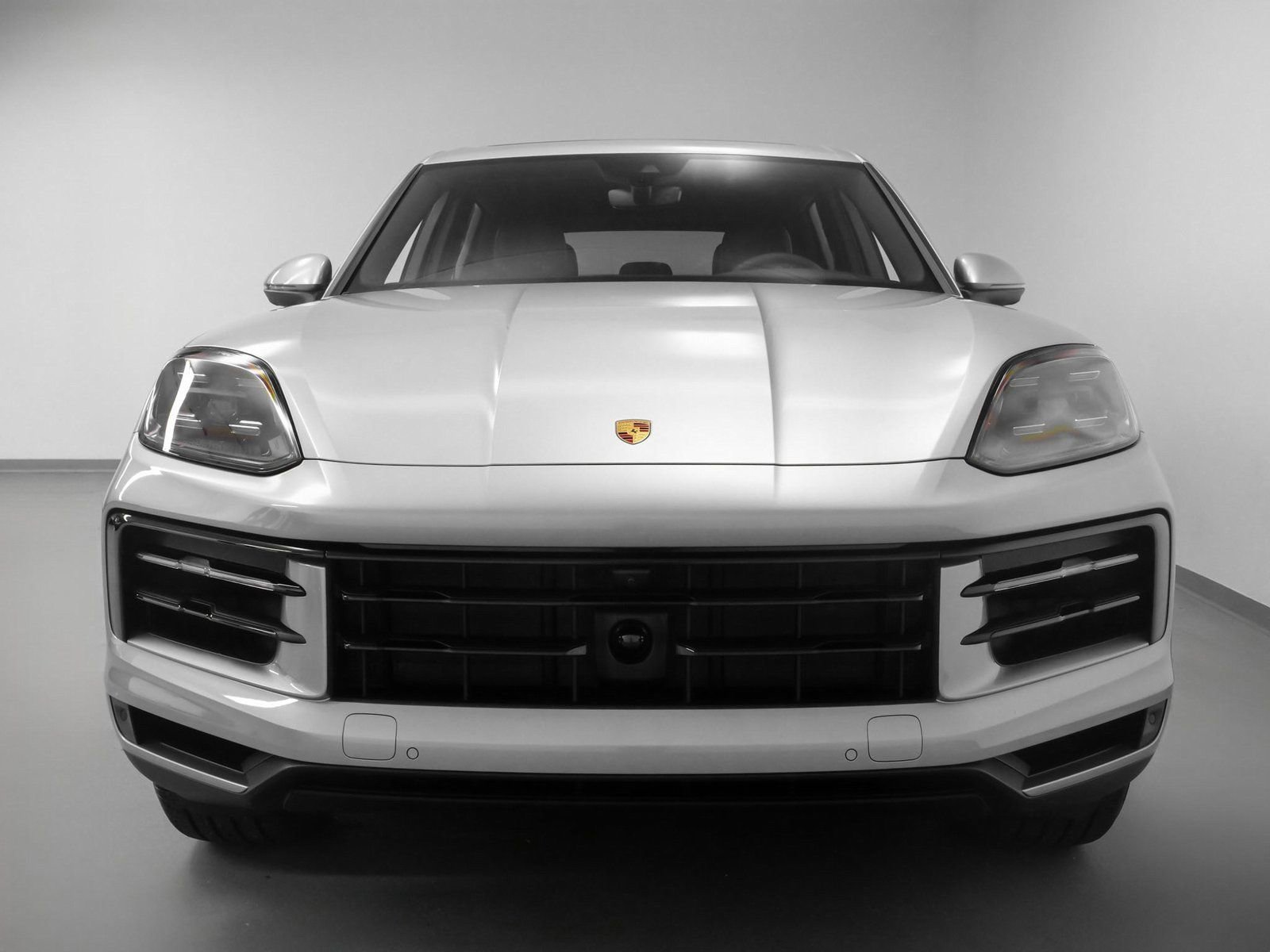 Certified 2025 Porsche Cayenne image 8