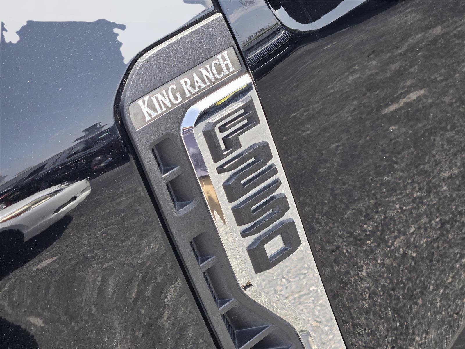 Used 2024 Ford F250 King Ranch w/ Tremor Off-Road Package AWD/4WD image 9