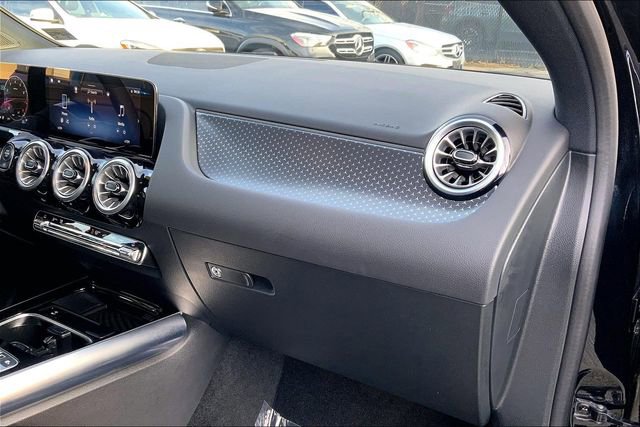 Used 2025 Mercedes-Benz GLA 250 4MATIC image 14