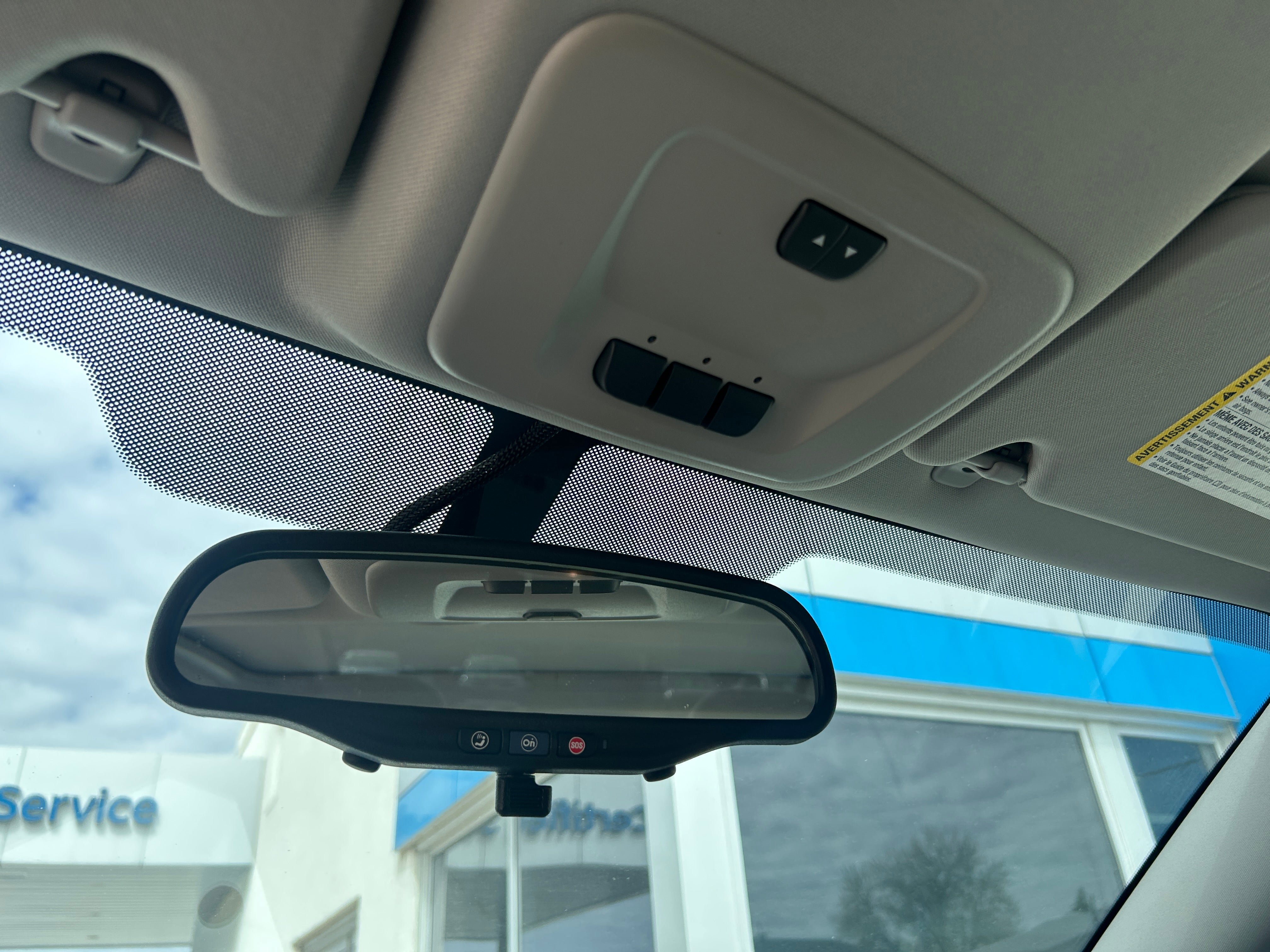 Used 2015 Chevrolet Impala LT w/ LT Sunroof Package FWD image 27