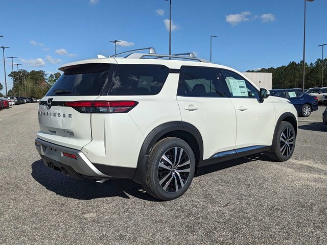 Certified 2024 Nissan Pathfinder Platinum w/ Cargo Package image 4