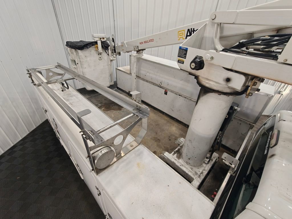 Used 2014 Ford F450 XL w/ Snow Plow Prep Package image 37
