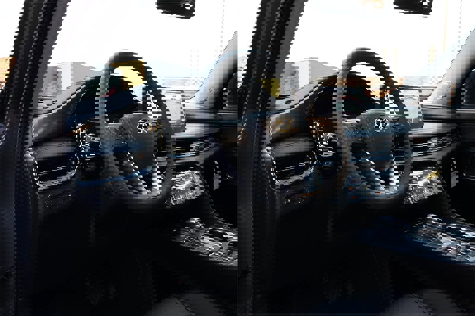 New 2026 INFINITI QX60 Luxe image 16