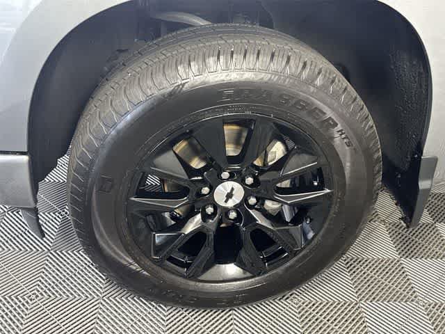 Used 2023 Chevrolet Silverado 1500 Custom AWD/4WD image 11