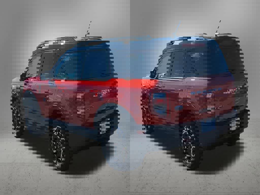 Used 2024 Ford Bronco Sport Outer Banks w/ Tech Package image 4