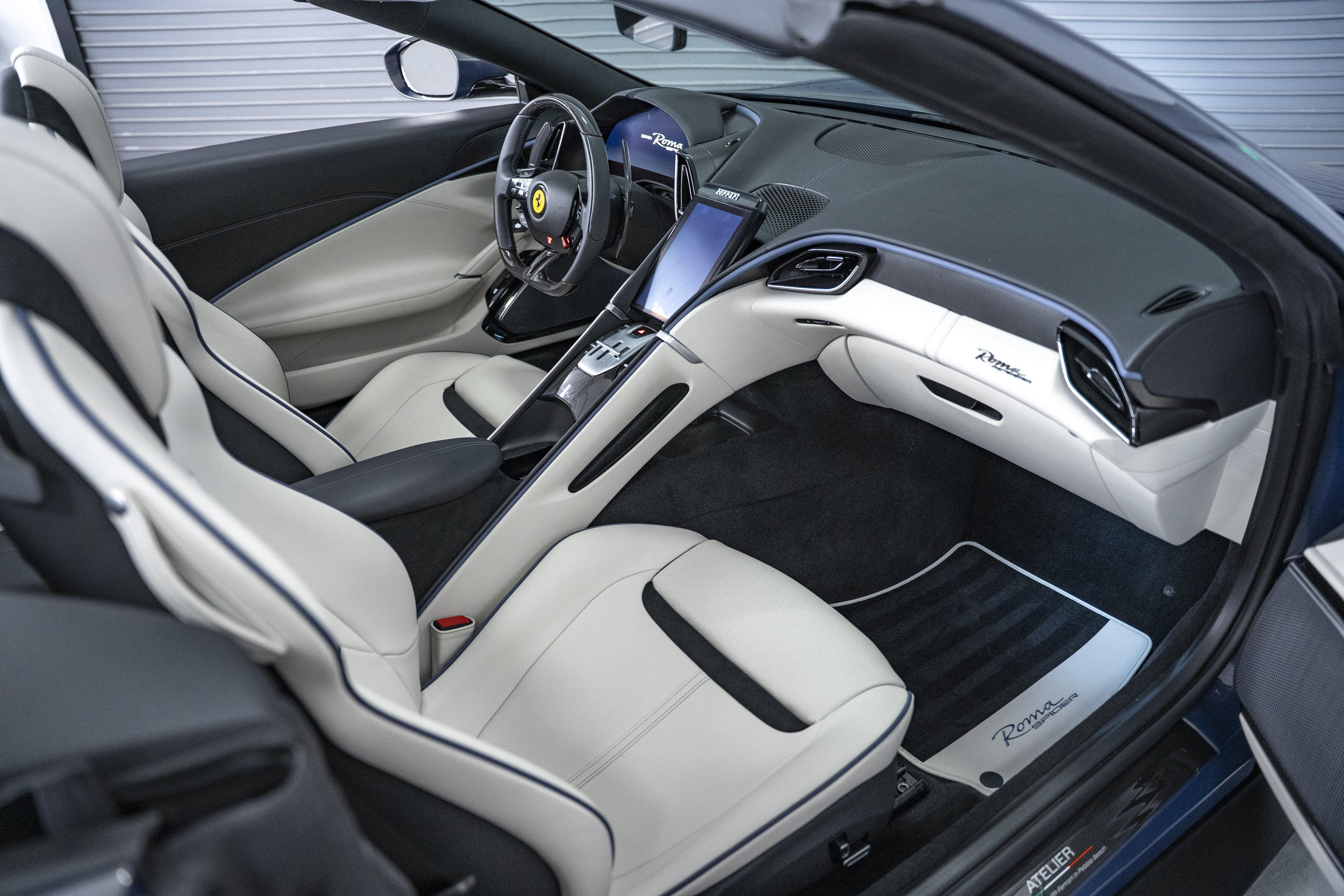 Used 2025 Ferrari Roma Spider RWD image 29