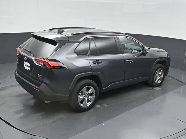 Used 2025 Toyota RAV4 XLE AWD/4WD image 38