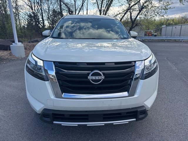 Certified 2023 Nissan Pathfinder SL w/ SL Premium Package AWD/4WD image 2