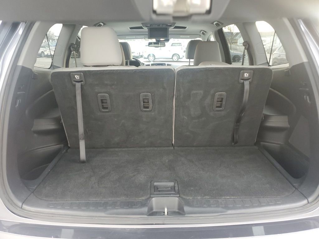 Used 2016 Honda Pilot Touring image 28