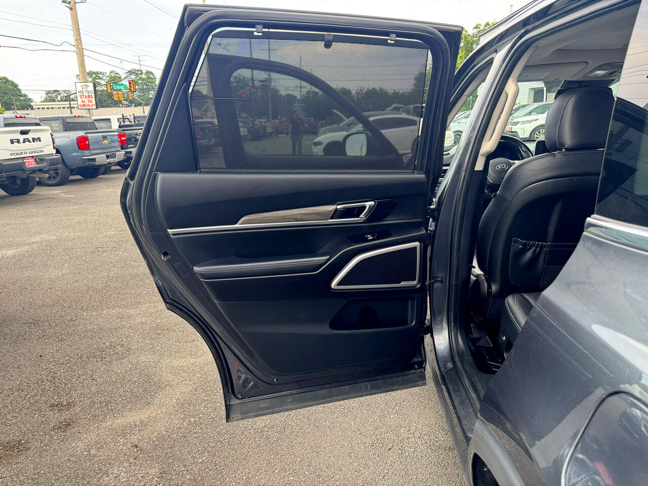 Used 2020 Kia Telluride EX w/ EX Premium Package image 9