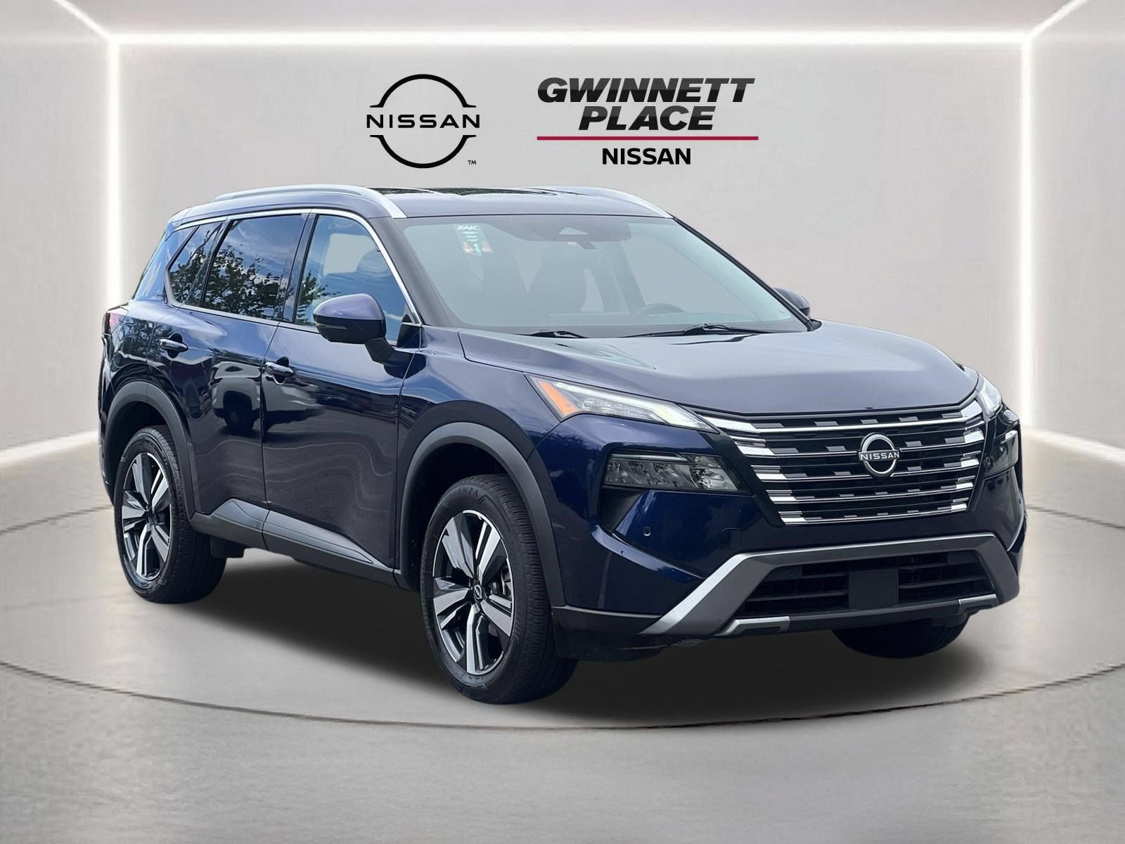 Certified 2026 Nissan Rogue SL FWD image 27