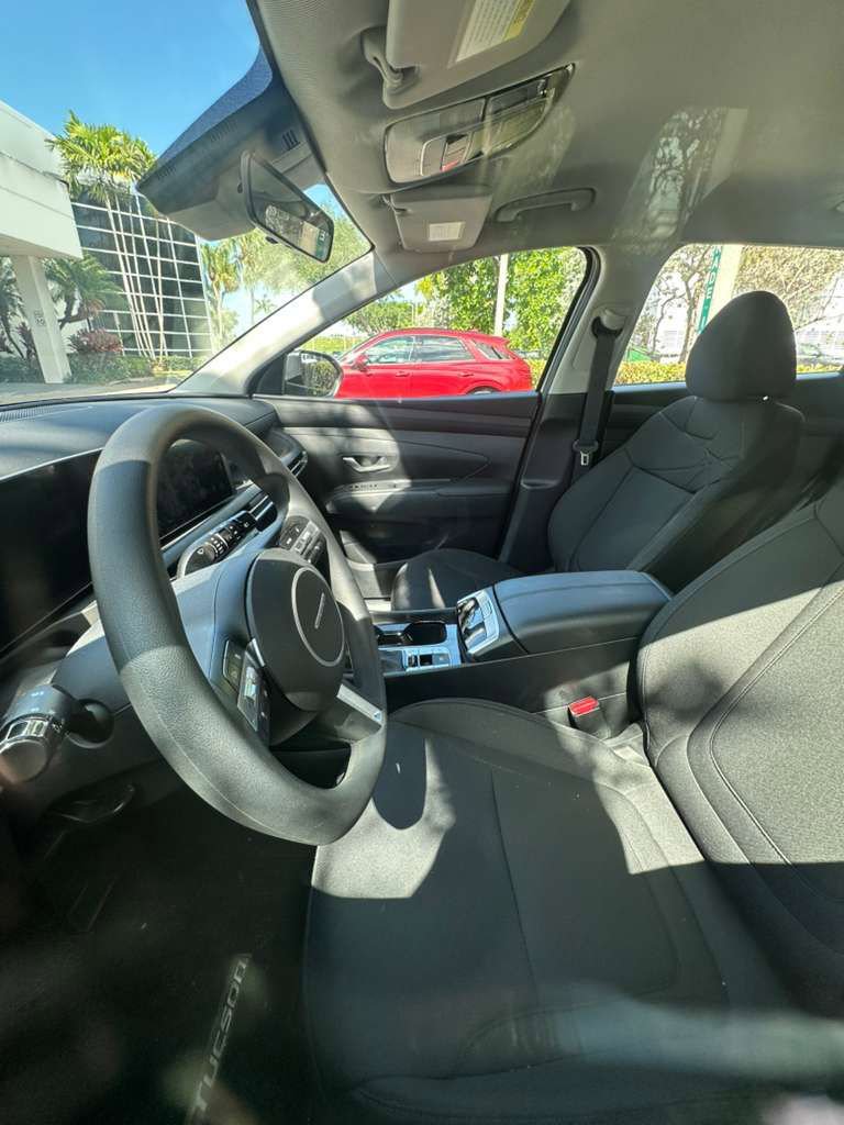 Used 2026 Hyundai Tucson SE AWD/4WD image 11