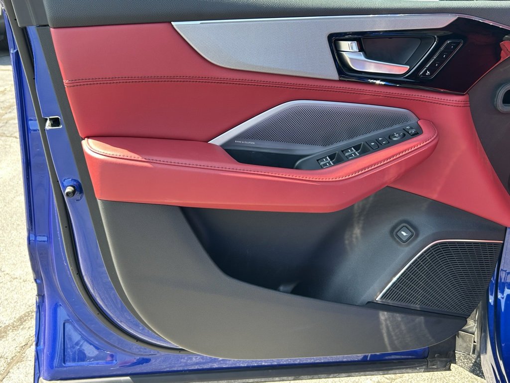 Used 2025 Acura MDX A-Spec image 10