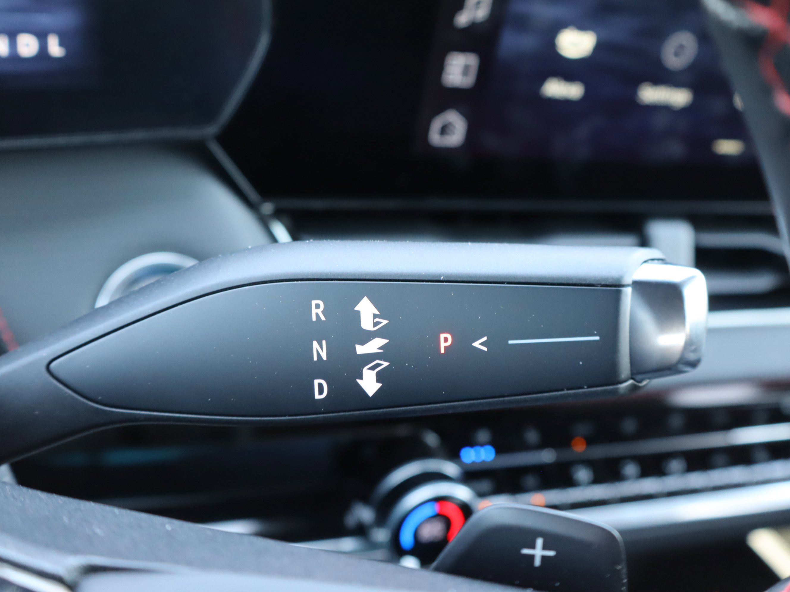 Used 2025 Chevrolet Equinox RS w/ Safety and Technology Package image 23