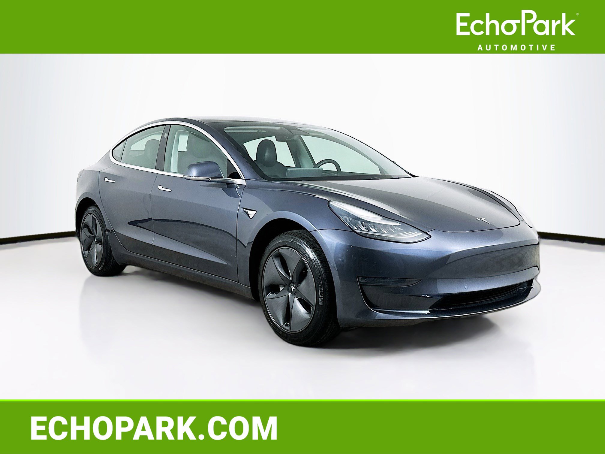 Used 2020 Tesla Model 3 Standard Range Plus image 1
