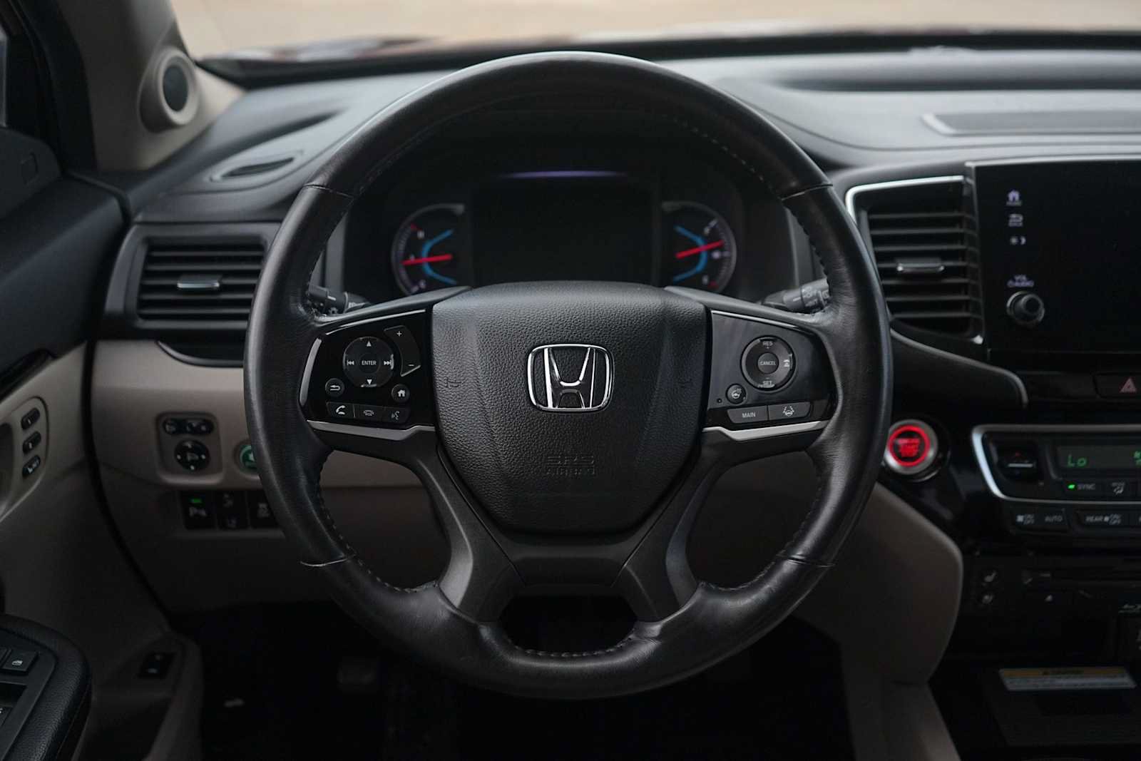 Used 2019 Honda Pilot Elite image 16