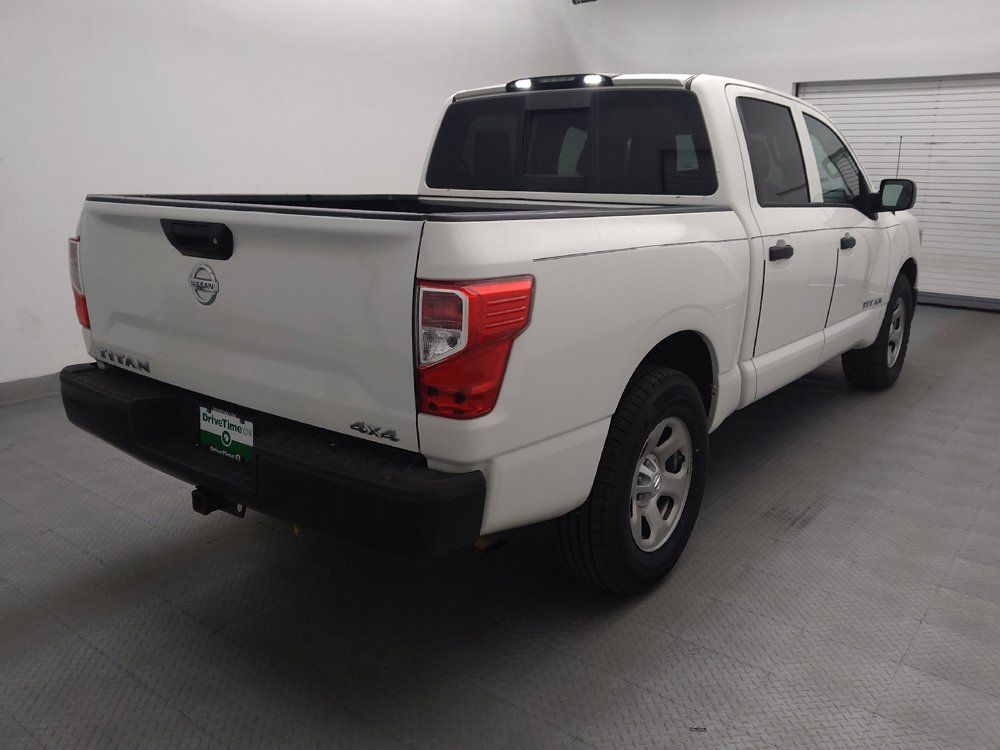 Used 2017 Nissan Titan S AWD/4WD image 9