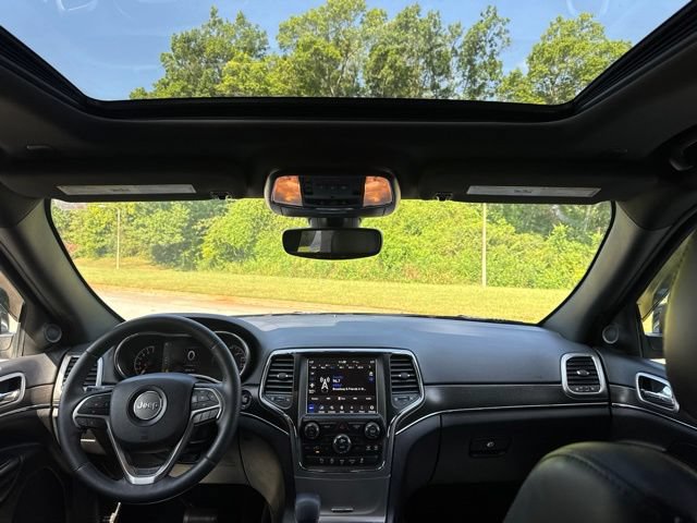 Used 2018 Jeep Grand Cherokee Limited AWD/4WD image 14
