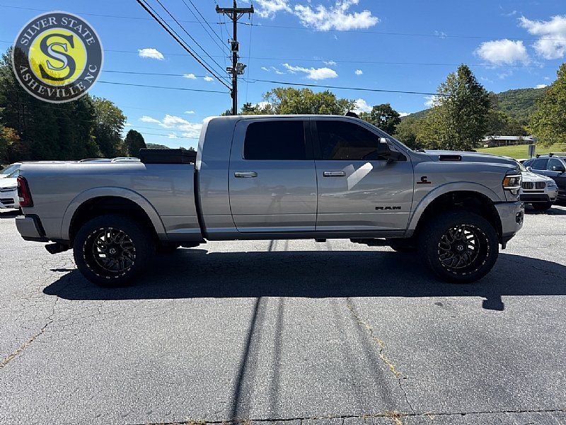 Used 2019 RAM 2500 Laramie w/ Night Edition AWD/4WD image 7