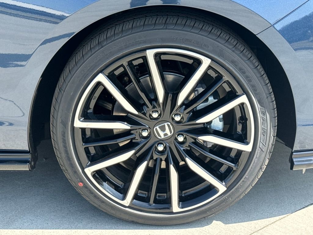 New 2026 Honda Accord Touring image 10