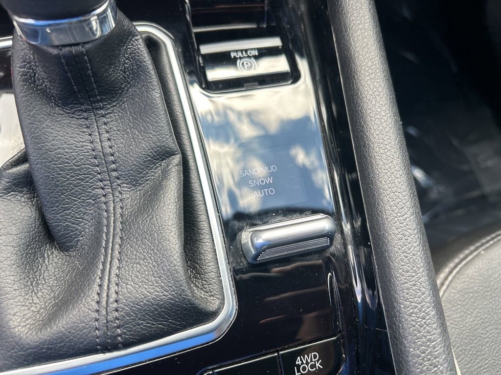 Used 2023 Jeep Compass Limited image 41